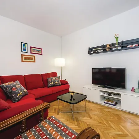 Amazing Home In Zdrelac With Wifi