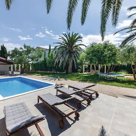 In With Sauna Ždrelac