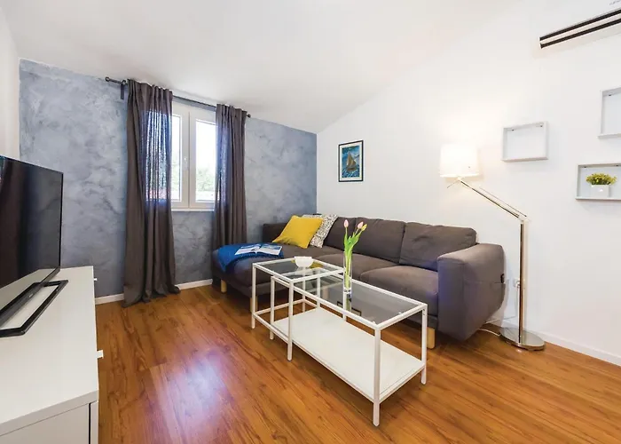 In With Sauna 펜션 Ždrelac