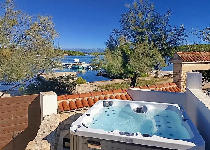 In With Sauna 펜션 Ždrelac