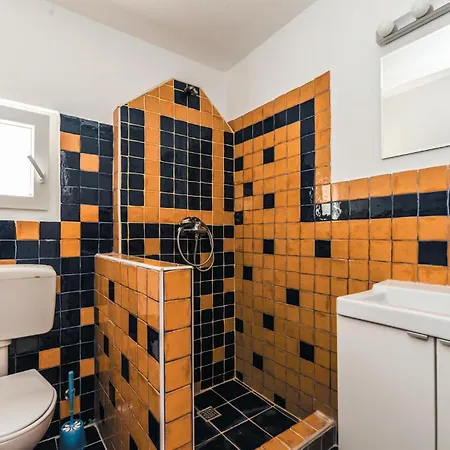 Dom wakacyjny In With Sauna Ždrelac