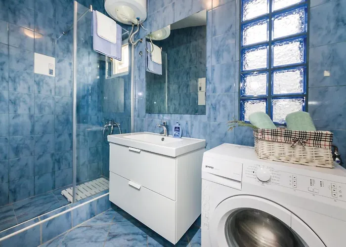 Nice Home In Zdrelac With Sauna Zdrelac