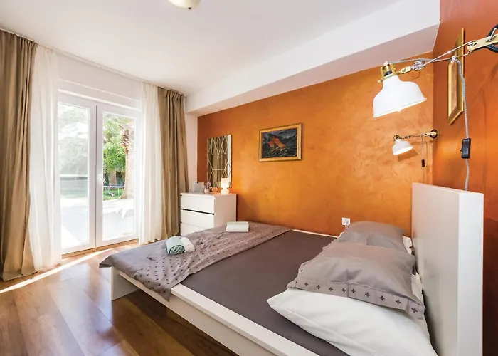 Vikendica Nice Home In Zdrelac With Sauna Zdrelac